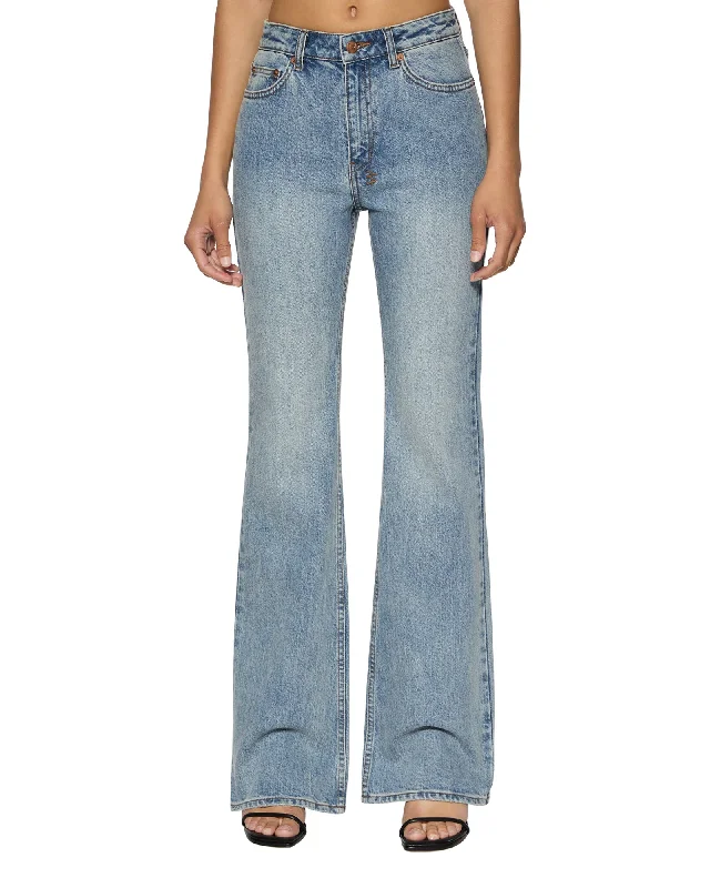 women's denim jeans with pocketswomen's denim jeans with pocketsSOHO LIFETIME