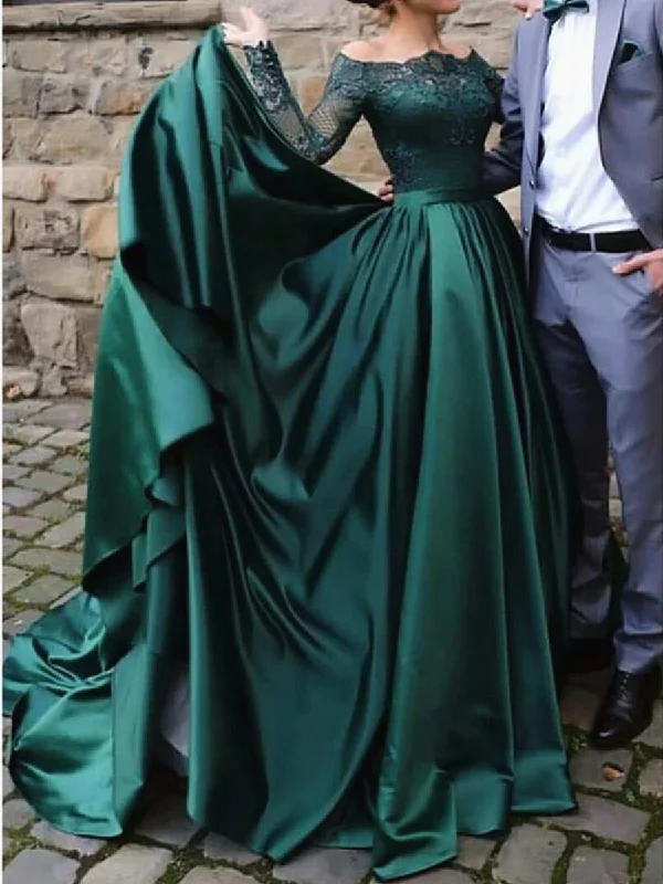 chic party dressesLong Sleeves Lace Emerald Green Prom Dresses, Emerald Green Lace Formal Dresses, Green Evening Dresses