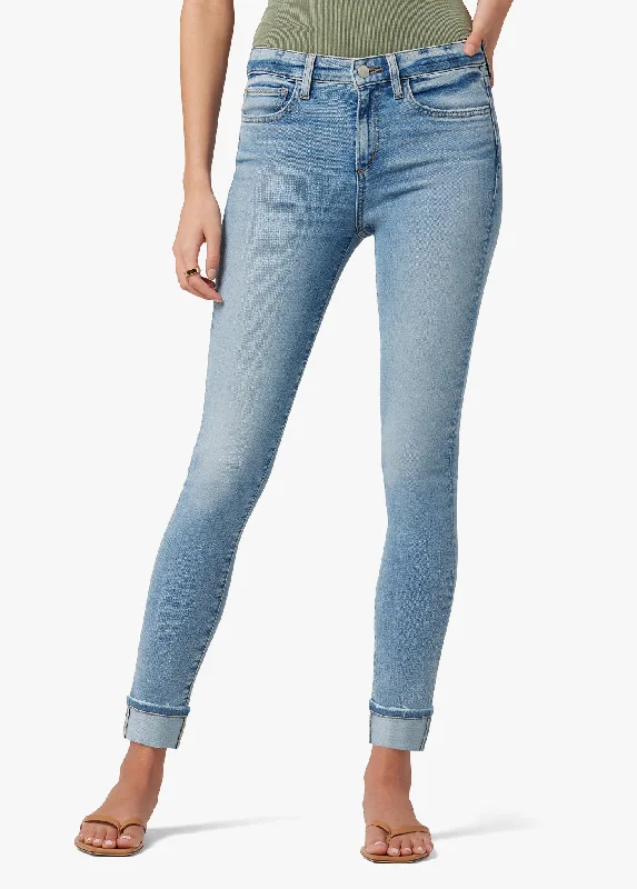 women's denim jeans for a flattering silhouettewomen's denim jeans for a flattering silhouetteTHE ICON