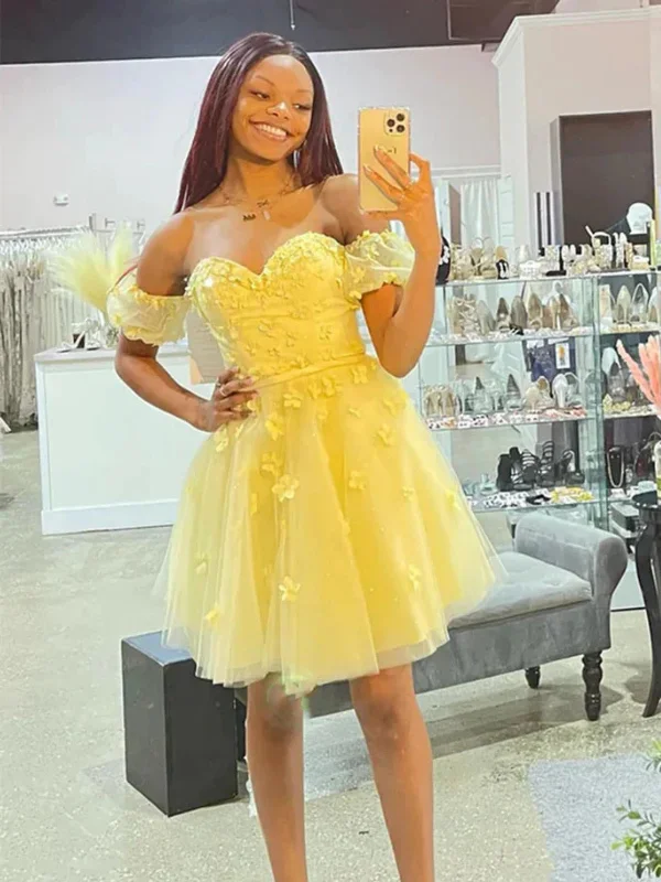 spaghetti-strap party dressesPrincess Yellow Floral Short Prom Dresses, Sweetheart Neck Yellow Homecoming Dresses, Strapless Yellow Formal Graduation Evening Dresses SP2980