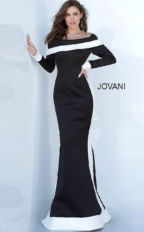 Formal Dress for Opera NightsJovani 4062 Long Sleeve Formal Dress